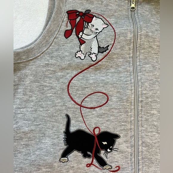 Gray Cat Embroidered Vest Women’s Size M | Whimsical Cozy Animal Print Layer - Picture 9 of 14